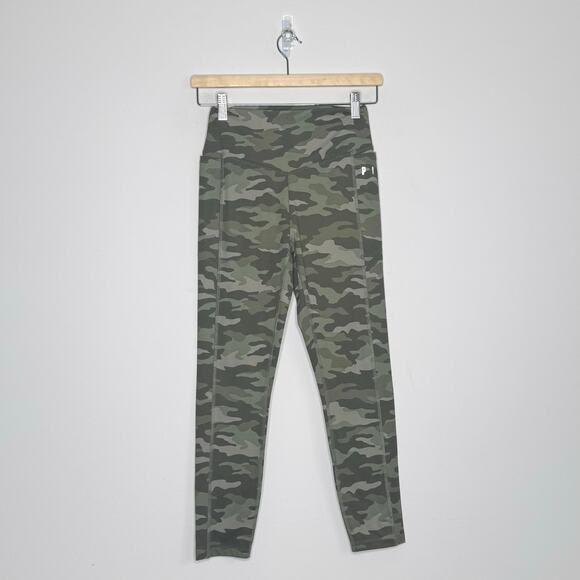 VS PINK | Camo Ultimate Yoga Leggings | S - Picture 3 of 5